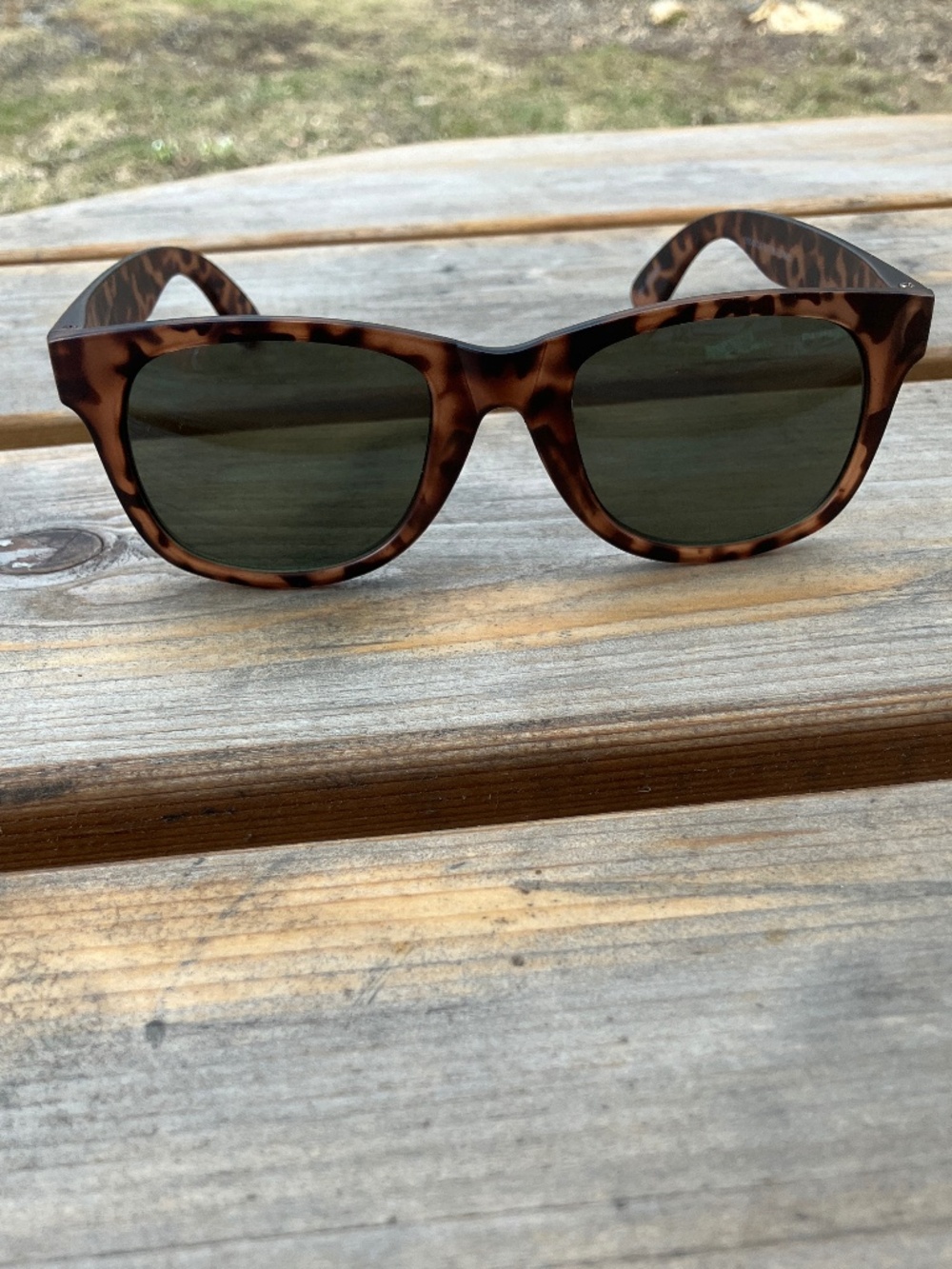 Tortoiseshell Frame Sunglasses with Green Lenses - Women's Accessories